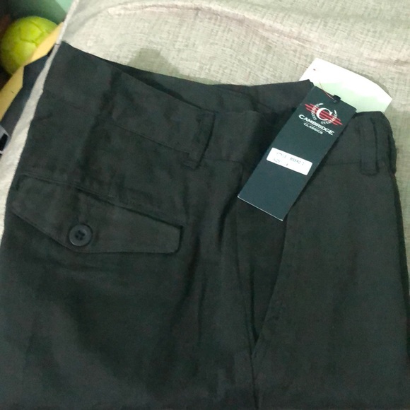 Shorts - Picture 2 of 4